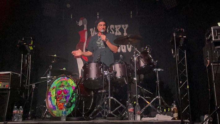 Last-In-Line-@-The-Whiskey-A-Go-Go-Kaitlin-Breslin-13-1536x864