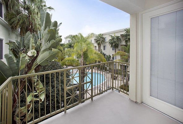 ReelEstatePartners   mfa07-marinadelrey-22