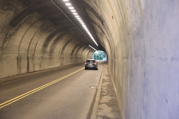 Cornell Tunnel 099
