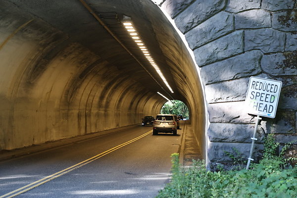 Cornell Tunnel 090