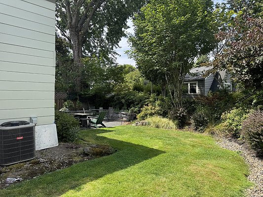 8.14 Reed-Collage Area 7429 SE 28th  House-Streets Pre tech images 71