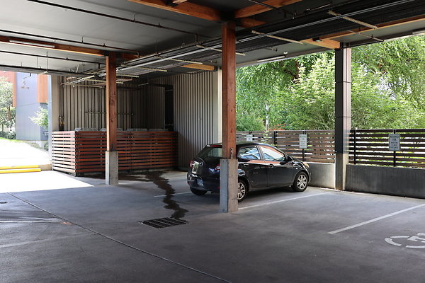 One North Kartini 129