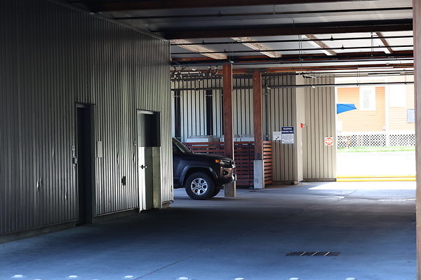 One North Kartini 090