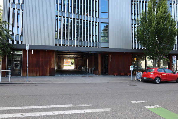 One North Kartini 072