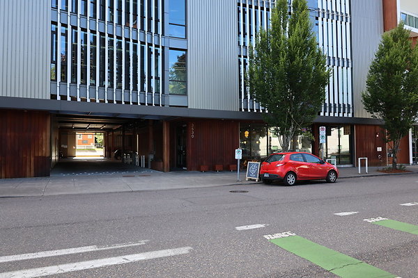 One North Kartini 073