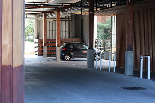 One North Kartini 100