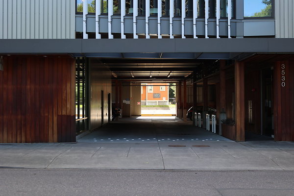 One North Kartini 078