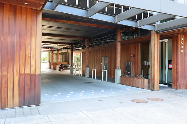 One North Kartini 093