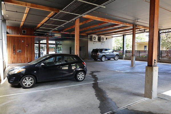 One North Kartini 182