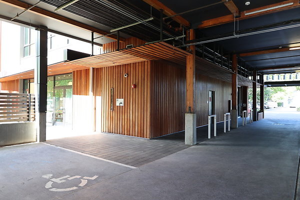 One North Kartini 030