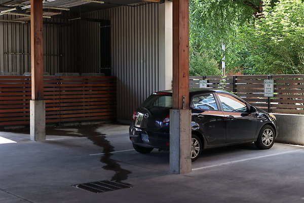 One North Kartini 133