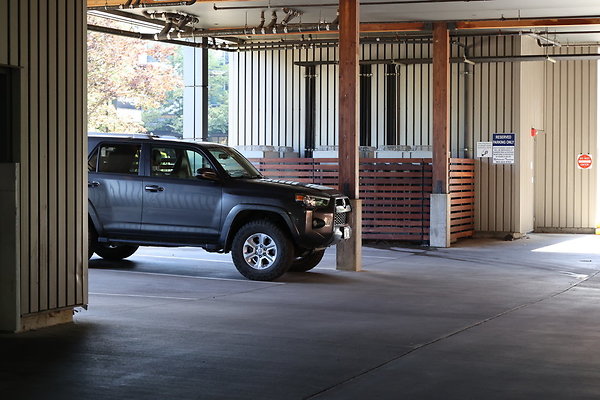 One North Kartini 122