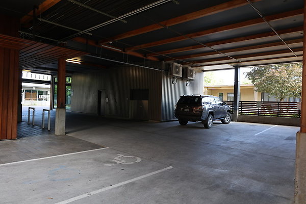 One North Kartini 172