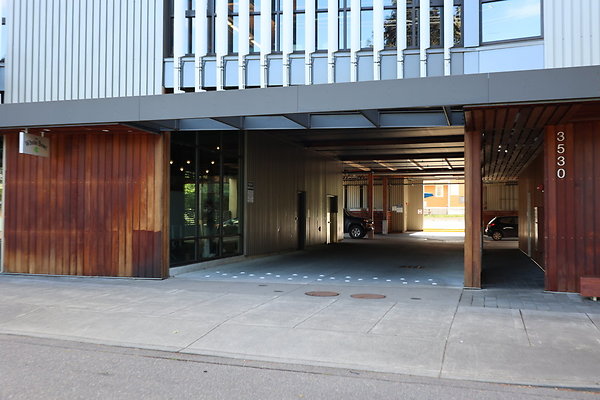 One North Kartini 084