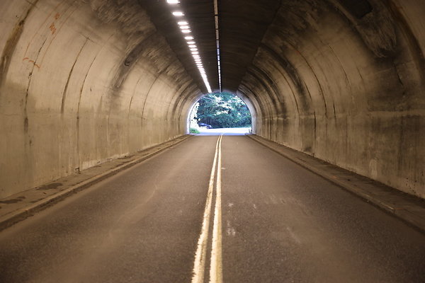 Cornell Tunnel 066