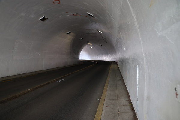 Rocky Butte Tunnel 083