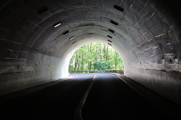 Rocky Butte Tunnel 048
