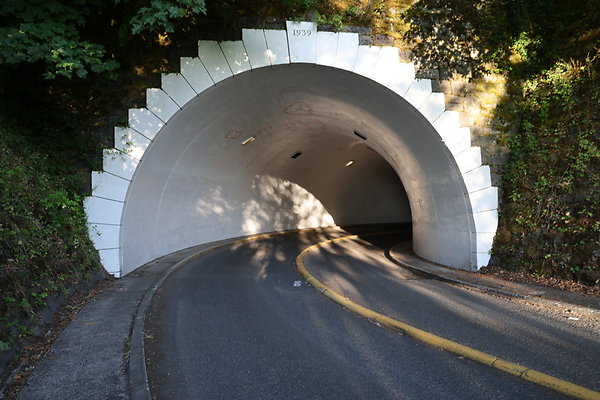 Rocky Butte Tunnel 029