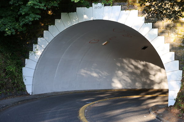 Rocky Butte Tunnel 025