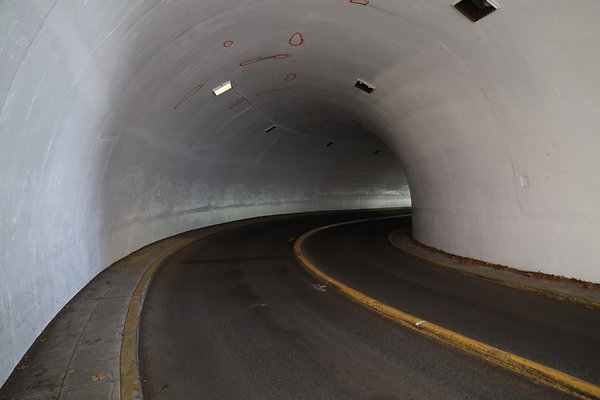 Rocky Butte Tunnel 042