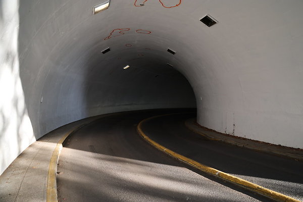 Rocky Butte Tunnel 039