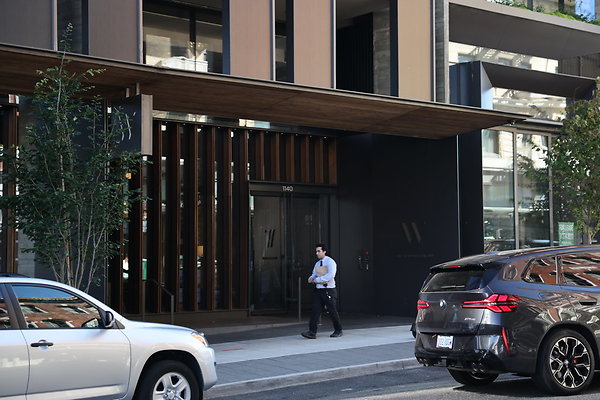 Washington St East 011