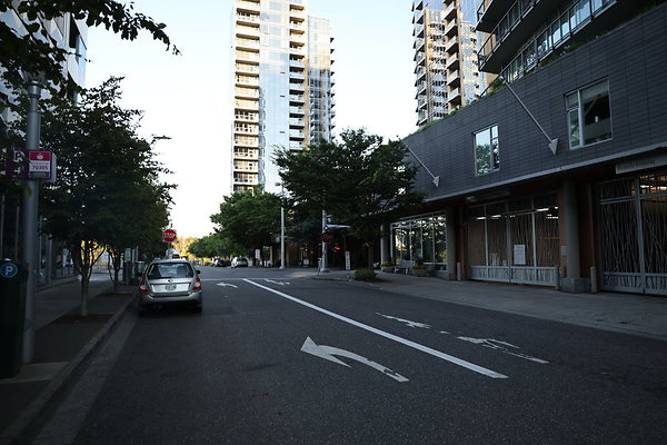 S Curry Moody To River 065