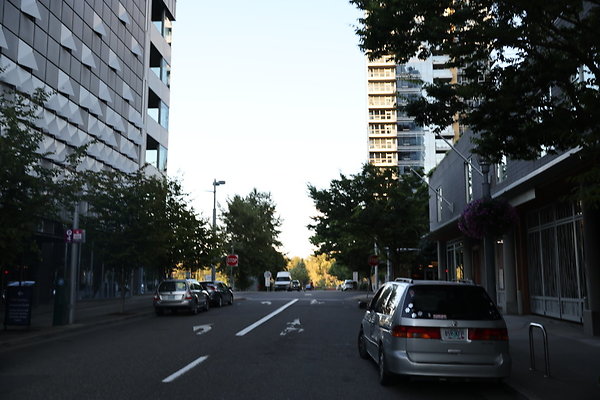 S Curry Moody To River 061