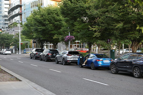 S Curry Moody To River 009