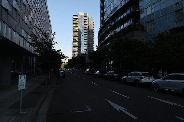 S Curry Moody To River 049