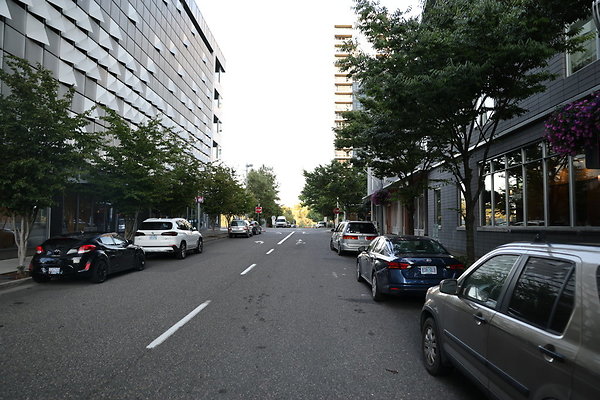 S Curry Moody To River 057