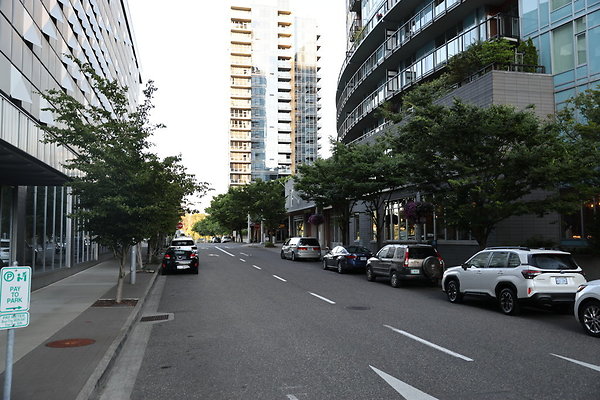 S Curry Moody To River 050