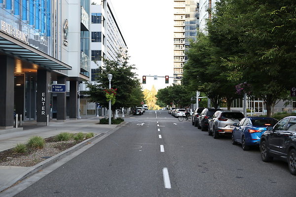 S Curry Moody To River 016