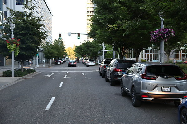 S Curry Moody To River 026