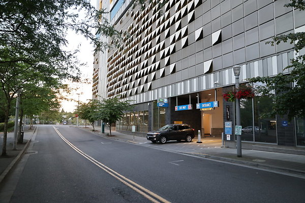 27 S Whitaker  S Moody To S River Parkway