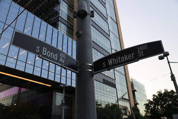 S Bond Gaines Whitaker 086