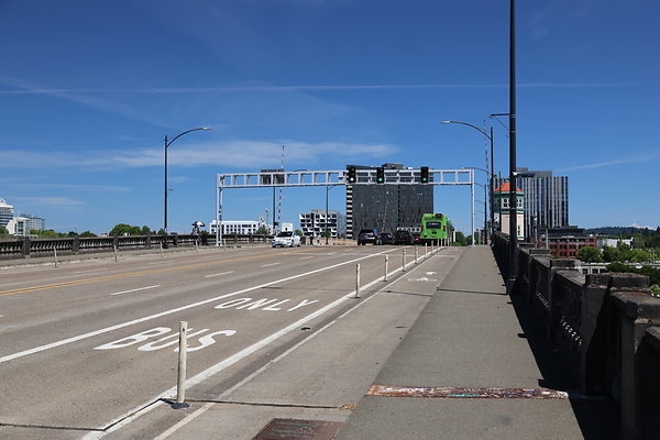 W Burnside Bridge 014