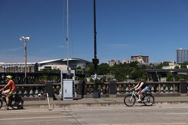 W Burnside Bridge 052