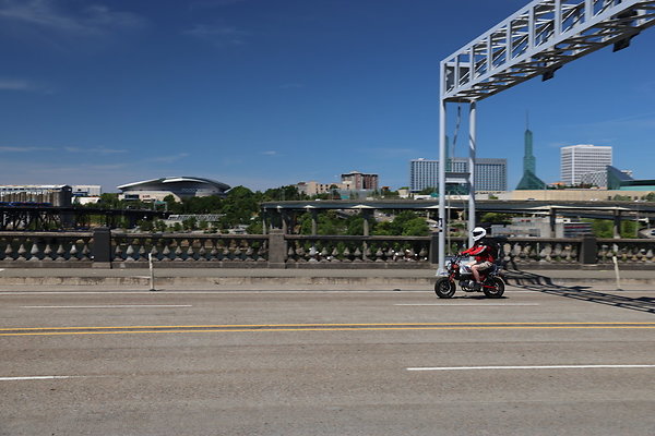 W Burnside Bridge 115