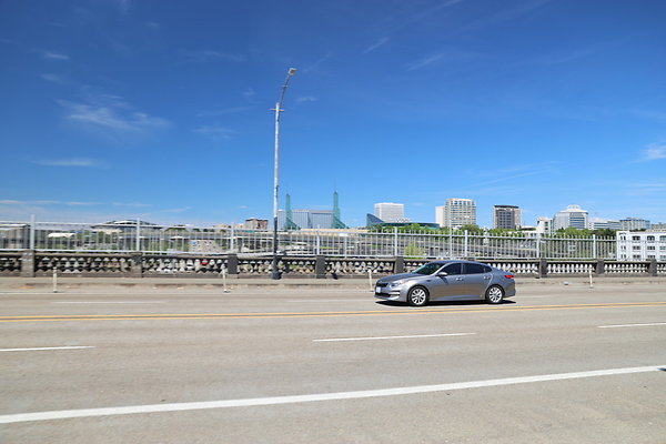 W Burnside Bridge 138