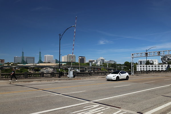 W Burnside Bridge 087