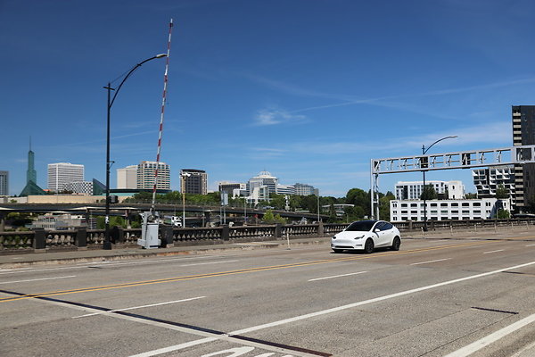 W Burnside Bridge 086