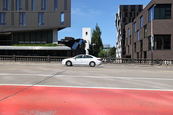 W Burnside Bridge 234