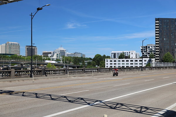 W Burnside Bridge 107