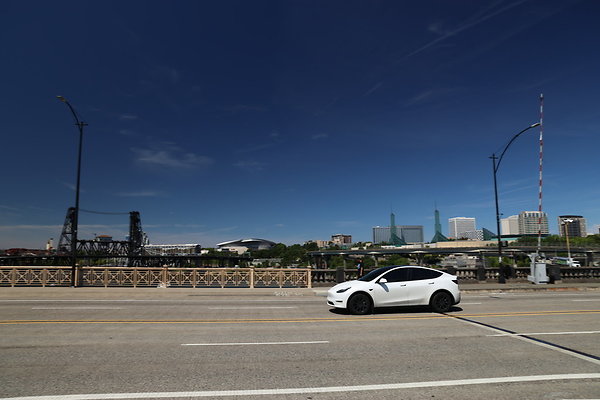 W Burnside Bridge 091