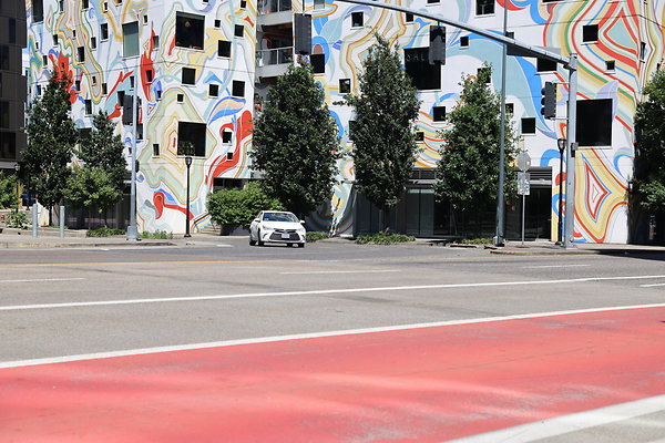 W Burnside Bridge 214