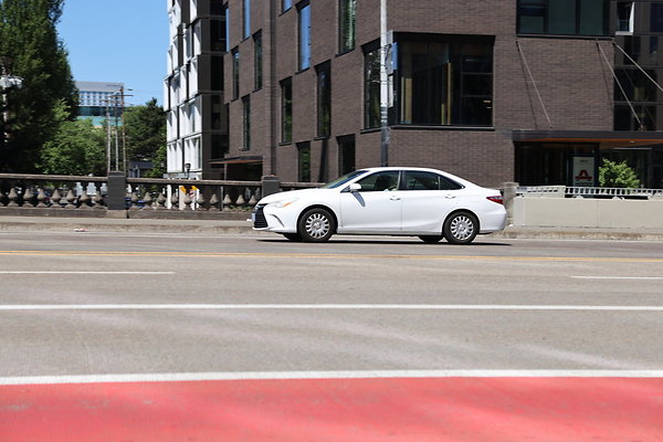 W Burnside Bridge 230