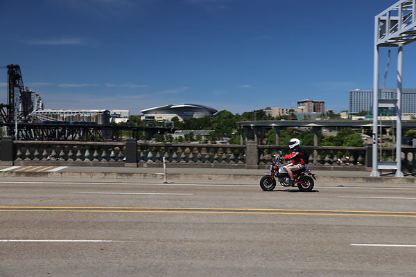 W Burnside Bridge 116