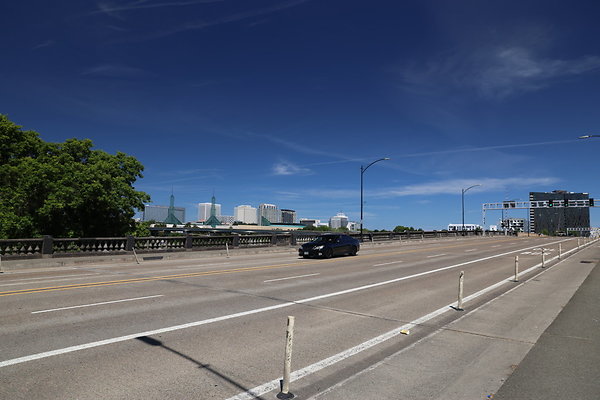 W Burnside Bridge 005