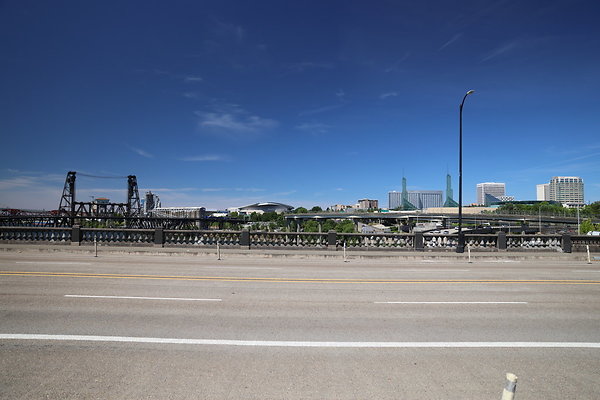 W Burnside Bridge 123